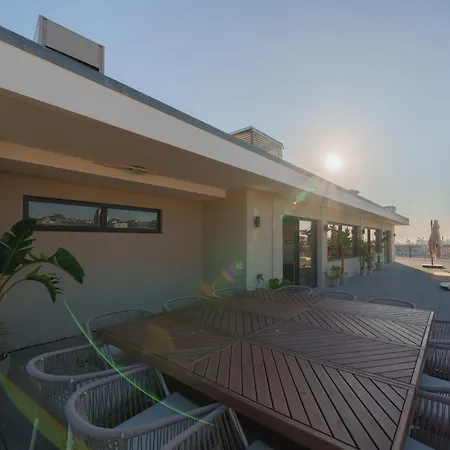 Feel Firmeza Coworking & Flats